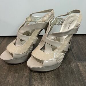 Guess Women's Cream Platform Heels Sz 8.5